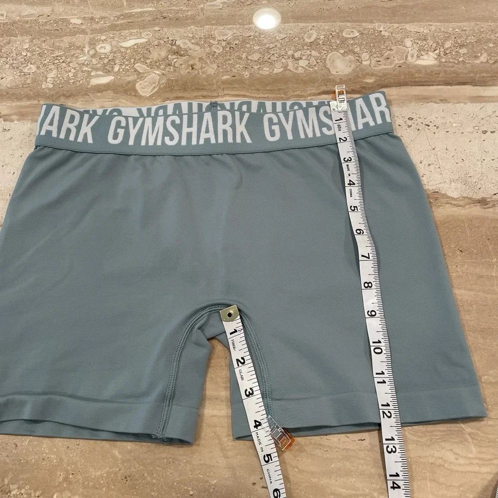 Gymshark Fit Seamless Athletic‎ Workout Shorts in Green Womens Size Large